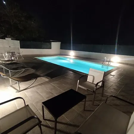 Casa Con Piscina Profumo Sea & Sun 1 *