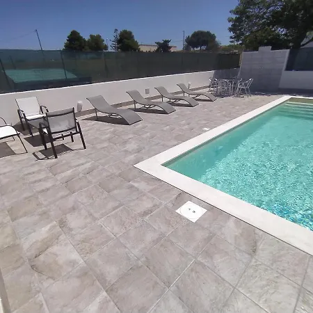 Casa Con Piscina Profumo Sea&sun 1 * Triscina