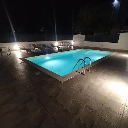 Casa Con Piscina Profumo Sea & Sun 1 * Triscina
